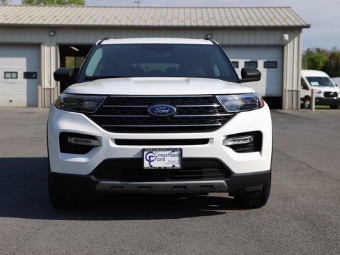 Certified 2024 Ford Explorer XLT w/ Equipment Group 202A AWD/4WD image 2