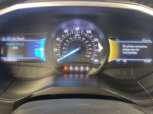 Used 2015 Ford Edge Titanium image 23