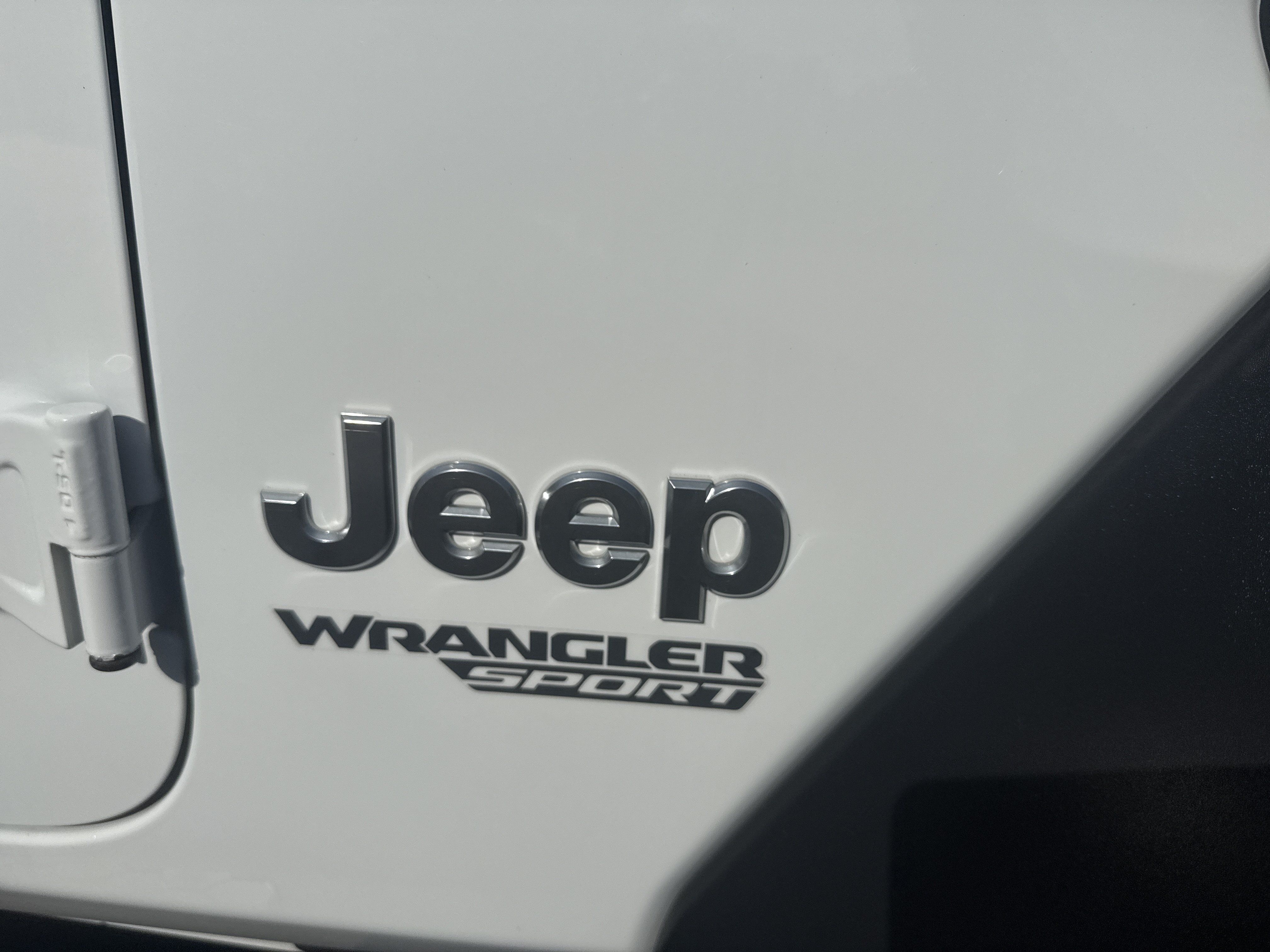 Used 2019 Jeep Wrangler Sport AWD/4WD image 27