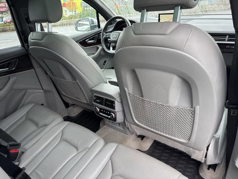 Used 2019 Audi Q7 3.0T Prestige w/ Prestige Package image 23