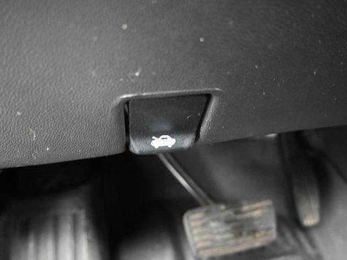 Used 2021 GMC Sierra 1500 AT4 w/ AT4 Premium Package image 25