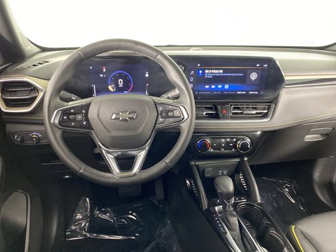 Used 2024 Chevrolet TrailBlazer ACTIV image 43