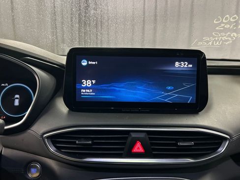 Used 2021 Hyundai Santa Fe Limited image 15