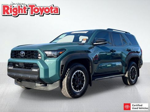 Certified 2025 Toyota 4Runner TRD Off-Road AWD/4WD image 1