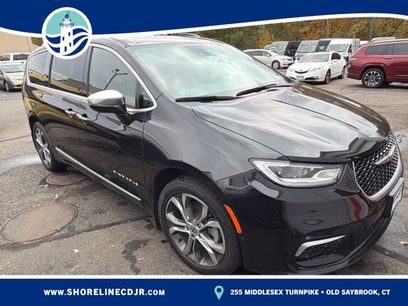 Used 2021 Chrysler Pacifica Pinnacle