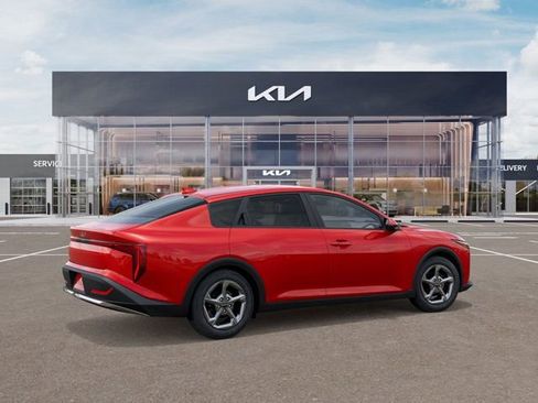 New 2026 Kia K4 LXS image 7