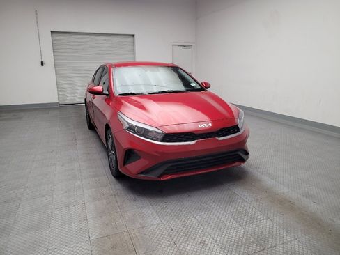 Used 2022 Kia Forte LXS FWD image 14