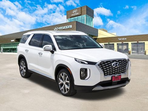Used 2022 Hyundai Palisade SEL w/ Premium Package image 3