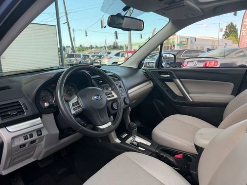 Used 2015 Subaru Forester 2.5i Limited AWD/4WD image 16