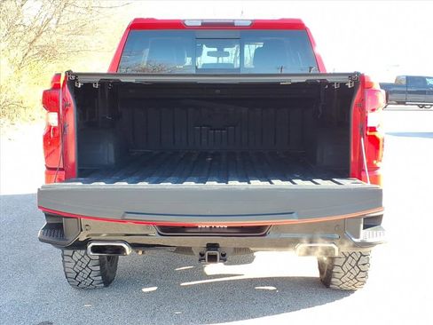 Used 2021 Chevrolet Silverado 1500 LT Trail Boss w/ Convenience Package II image 29