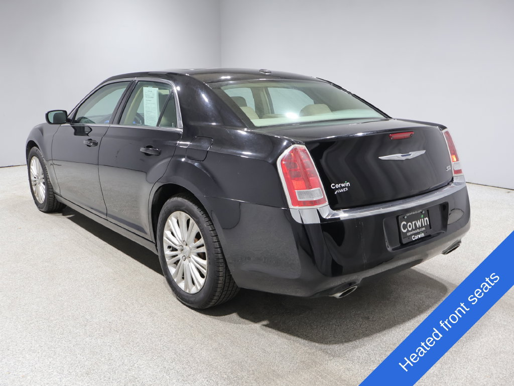 Used 2013 Chrysler 300 AWD w/ Driver Convenience Group image 11