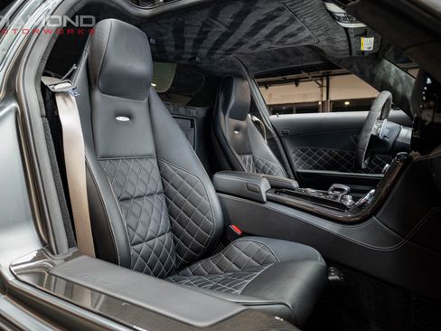 Used 2015 Mercedes-Benz SLS AMG GT Final Edition image 20
