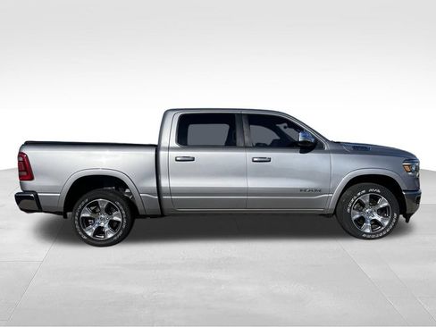 Used 2022 RAM 1500 Laramie AWD/4WD image 28
