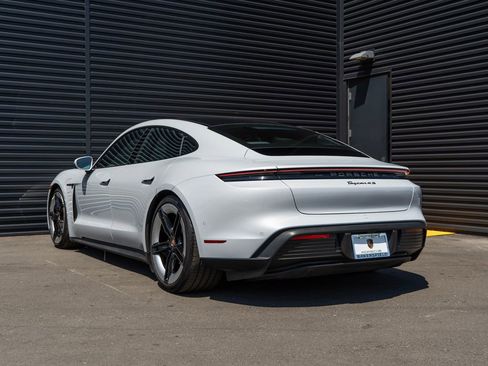 Used 2025 Porsche Taycan 4S AWD/4WD image 3