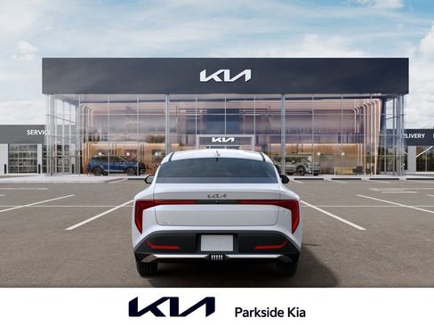 New 2026 Kia K4 FWD image 5