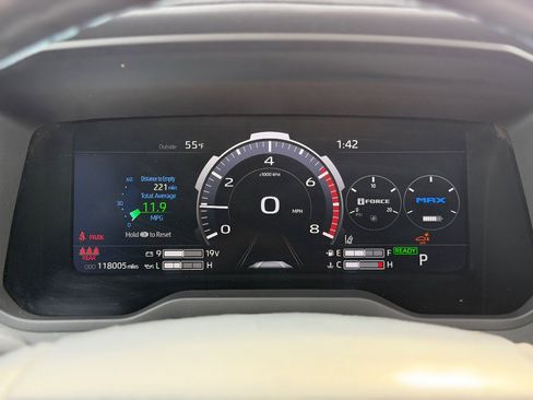 Used 2023 Toyota Tundra Platinum image 7