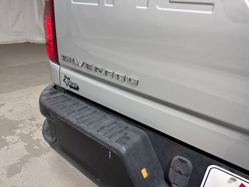 Used 2021 Chevrolet Silverado 3500 W/T image 18