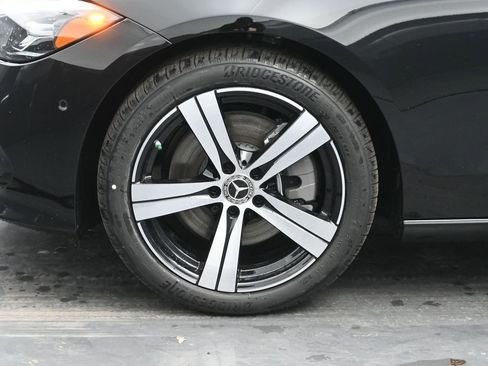 New 2025 Mercedes-Benz C 300 4MATIC Sedan image 22