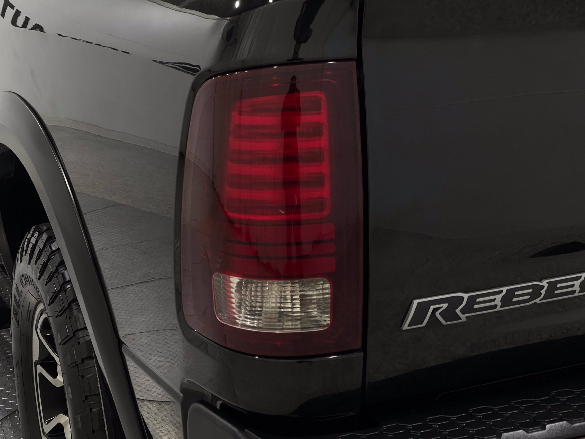 Used 2017 RAM 1500 Rebel w/ Luxury Group AWD/4WD image 36