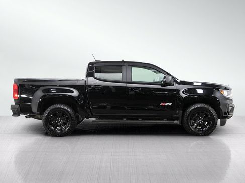 Used 2022 Chevrolet Colorado Z71 w/ Z71 Midnight Edition AWD/4WD image 6