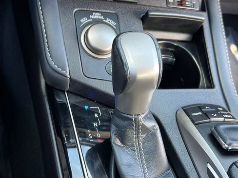 Used 2018 Lexus ES 350 w/ Navigation System Package image 23