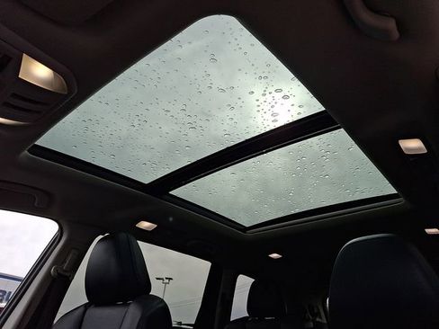 Used 2025 Subaru Ascent Touring image 18