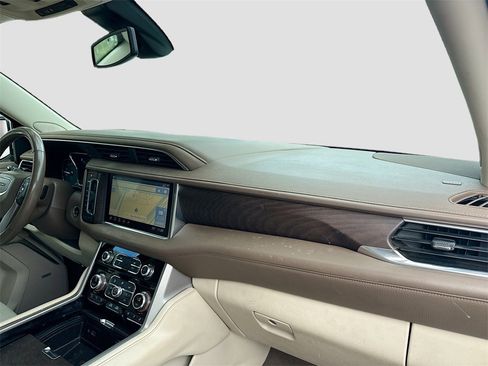 Used 2021 GMC Yukon Denali image 34