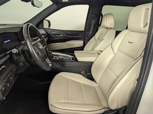 Used 2021 Cadillac Escalade Sport image 10