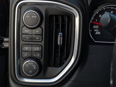 Used 2020 Chevrolet Silverado 1500 LT Trail Boss w/ Convenience Package image 13