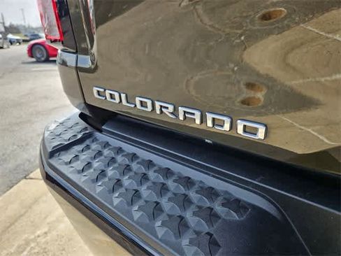 Used 2023 Chevrolet Colorado W/T image 11