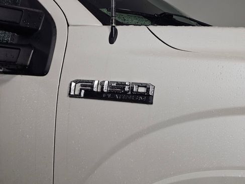 Used 2017 Ford F150 Platinum w/ Max Trailer Tow Package AWD/4WD image 10