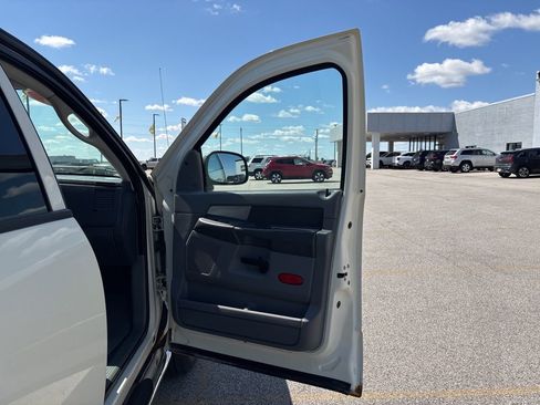 Used 2008 Dodge Ram 1500 Truck SLT w/ Cool Chrome Pkg AWD/4WD image 18