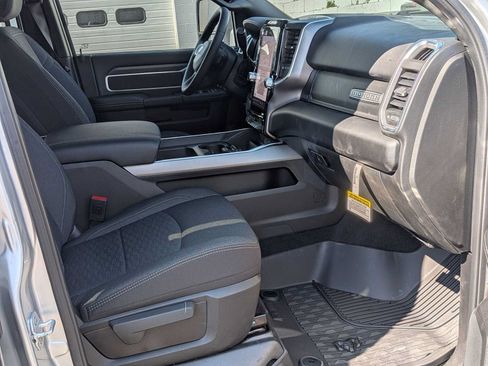 New 2026 RAM 2500 Big Horn AWD/4WD image 26