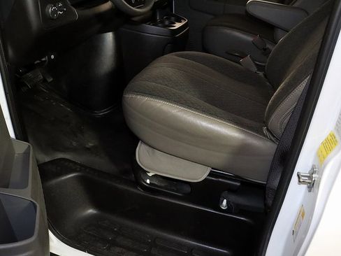 Used 2024 Chevrolet Express 2500 w/ Driver Convenience Package image 20