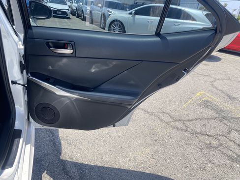Used 2018 Lexus IS 300 RWD image 20
