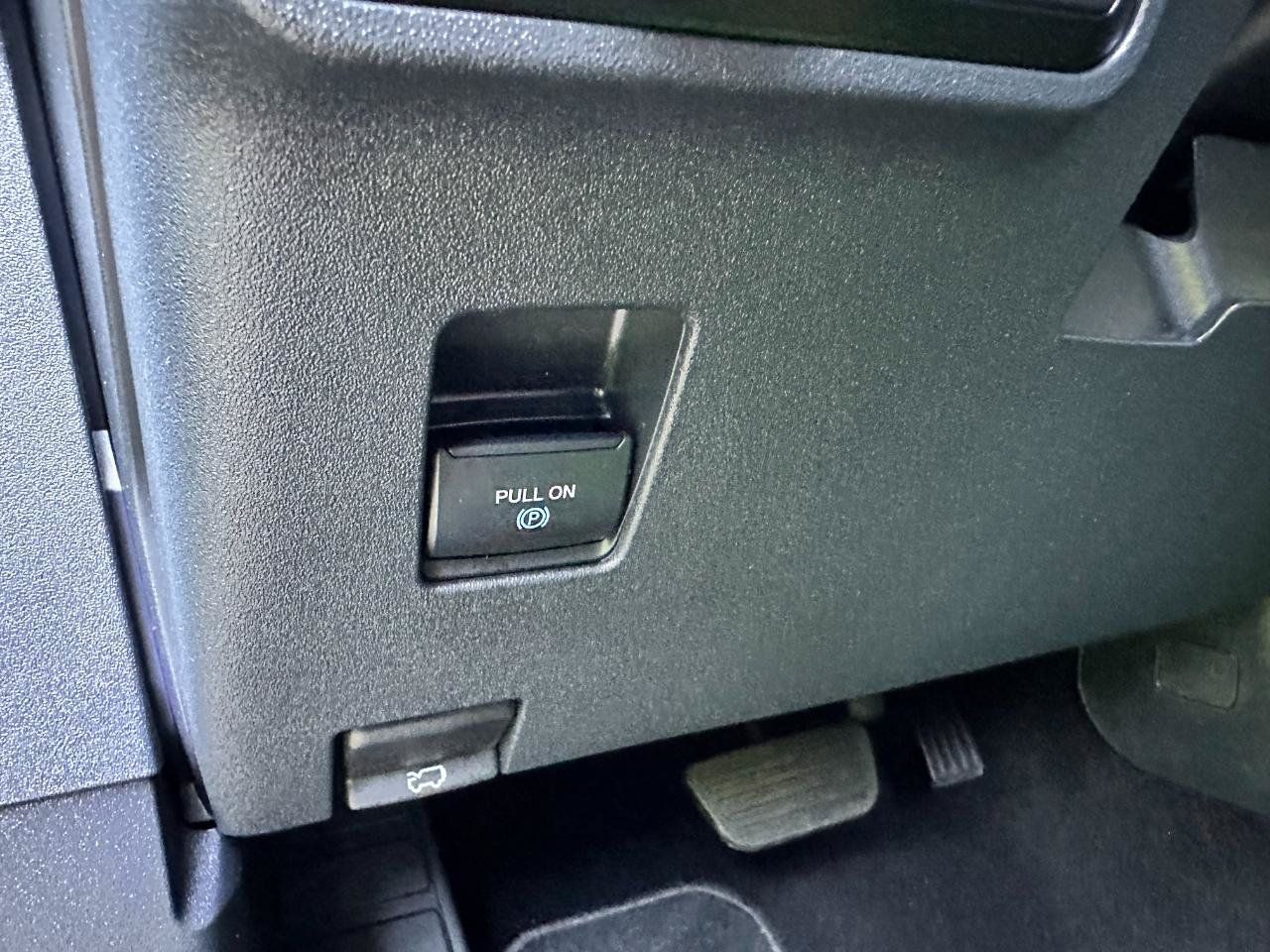 Used 2025 Ford Bronco Outer Banks AWD/4WD image 30
