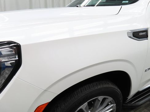 Used 2023 GMC Yukon Denali image 48