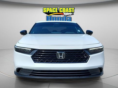 Used 2023 Honda Accord Sport image 8