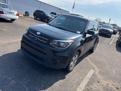 Used 2019 Kia Soul image 3