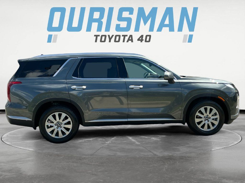 Used 2023 Hyundai Palisade SEL w/ Cargo Package AWD/4WD image 8