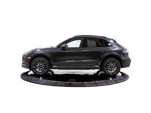 Certified 2026 Porsche Macan AWD/4WD image 2
