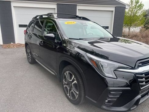 Used 2024 Subaru Ascent Limited AWD/4WD image 1