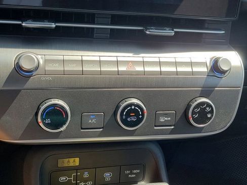 New 2026 Hyundai Kona SE FWD image 12