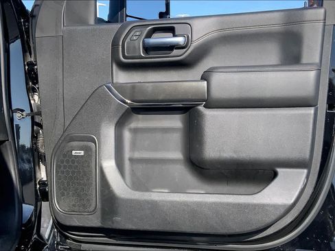 Used 2020 GMC Sierra 2500 AT4 w/ AT4 Premium Package image 22