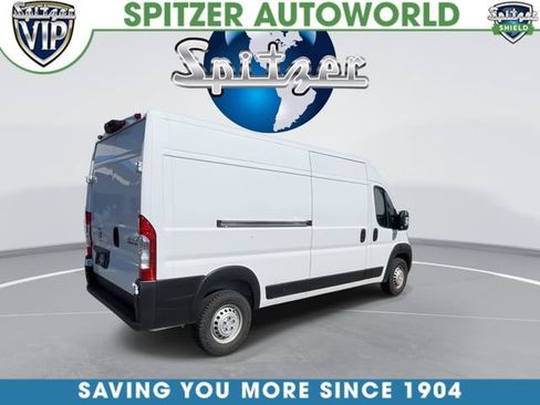 Used 2025 RAM ProMaster 2500 w/ Convenience Group FWD image 2