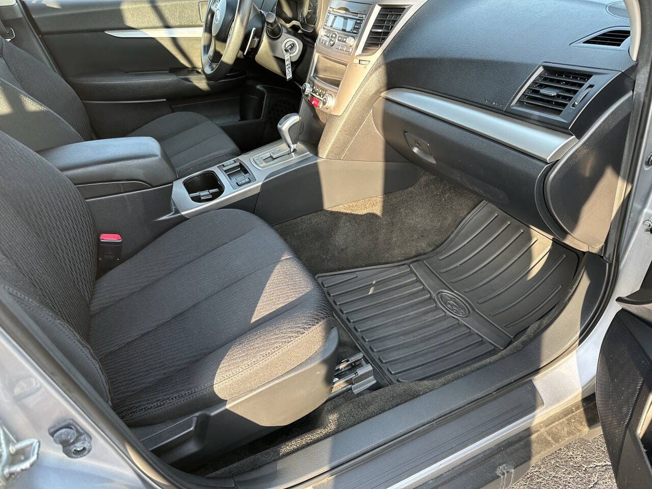 Used 2012 Subaru Outback 2.5i AWD/4WD image 5