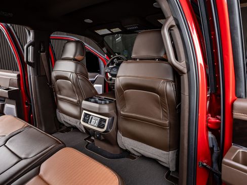 Used 2024 Ford F250 King Ranch w/ Chrome Package image 32