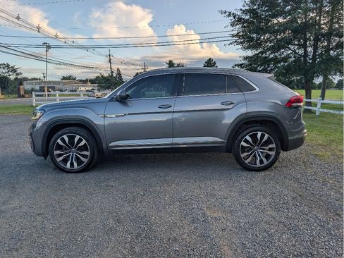Used 2021 Volkswagen Atlas Cross Sport SEL Premium R-Line AWD/4WD image 9