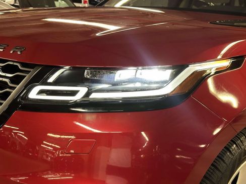 Used 2020 Land Rover Range Rover Velar R-Dynamic S AWD/4WD image 9