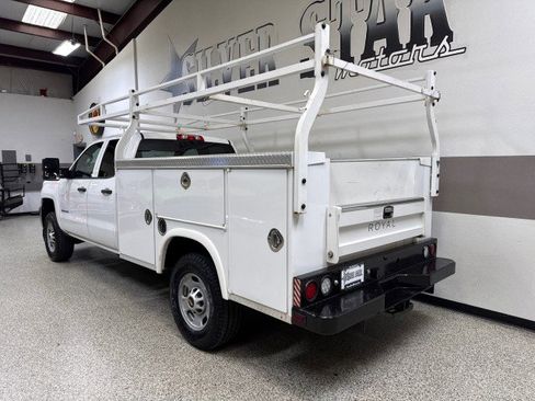 Used 2019 Chevrolet Silverado 2500 W/T w/ WT Convenience Package image 8